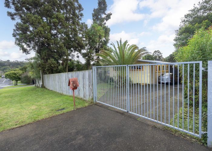 at 31 Taipari Road, Te Atatu Peninsula, Waitakere City, Auckland