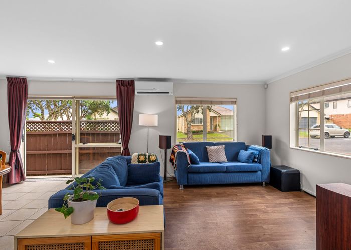  at 17 Espalier Drive, Henderson, Waitakere City, Auckland