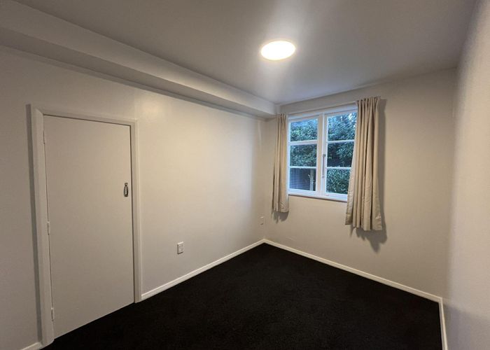  at 4/45 Pine Avenue, Ebdentown, Upper Hutt, Wellington