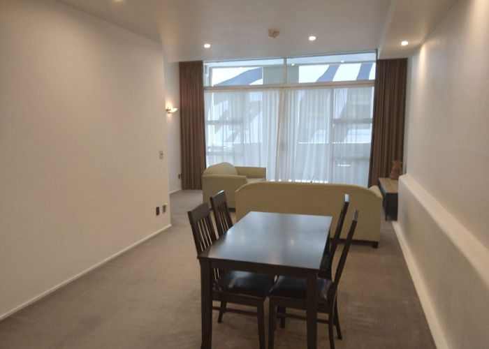  at 8/3 Holland Street, Te Aro, Wellington