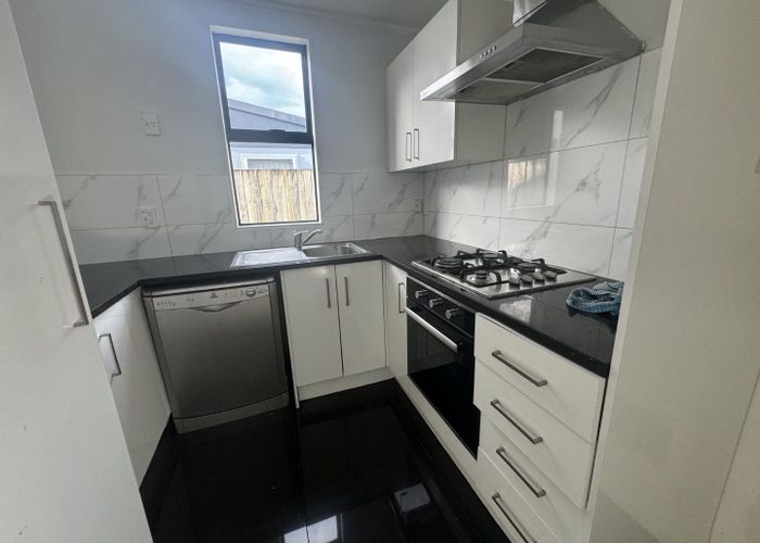  at 21a Mon Desir Place, Manurewa, Manukau City, Auckland