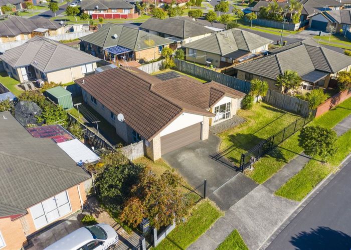 at 52 Foxlaw Street, Randwick Park, Manukau City, Auckland