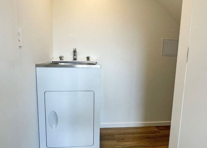  at 4/14 Moule Street, Addington, Christchurch