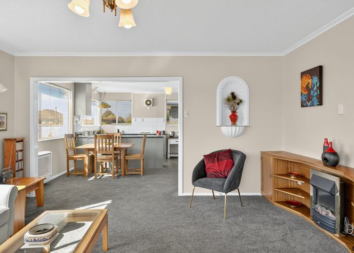  at 7 Talltree Avenue, Avonhead, Christchurch City, Canterbury