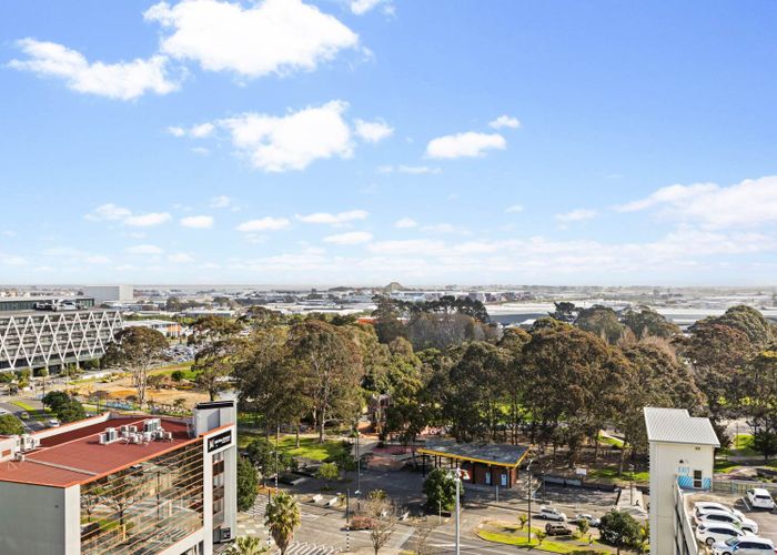  at 1102/17 Amersham Way, Manukau, Manukau City, Auckland