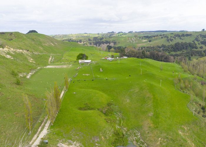  at 1250 Kaukatea Valley Road, Okoia, Whanganui, Manawatu / Whanganui