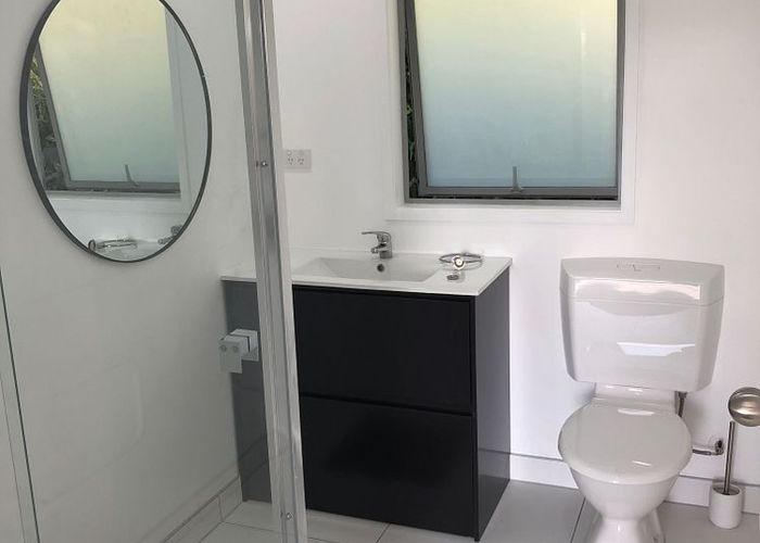  at 2/153 Browns Bay Road, Browns Bay, North Shore City, Auckland