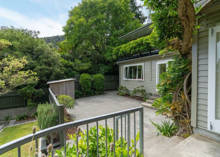  at 8 Korimako Road, Days Bay, Eastbourne, Lower Hutt, Wellington