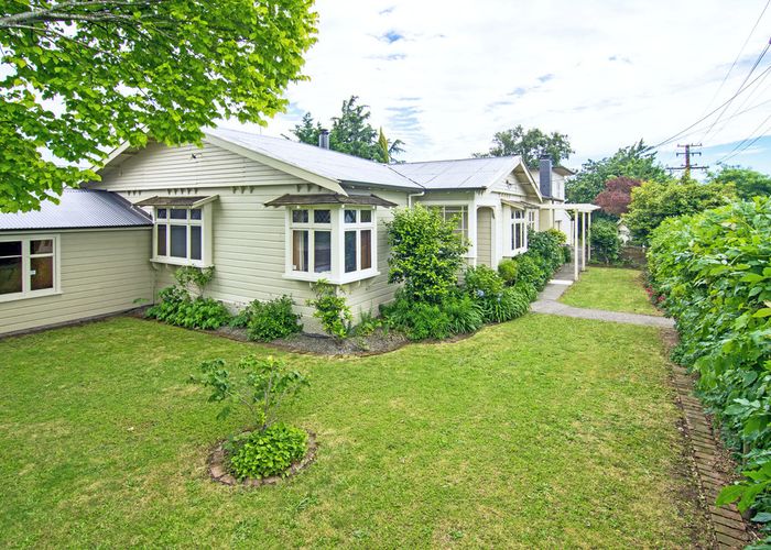  at 16 Victoria Street, Carterton