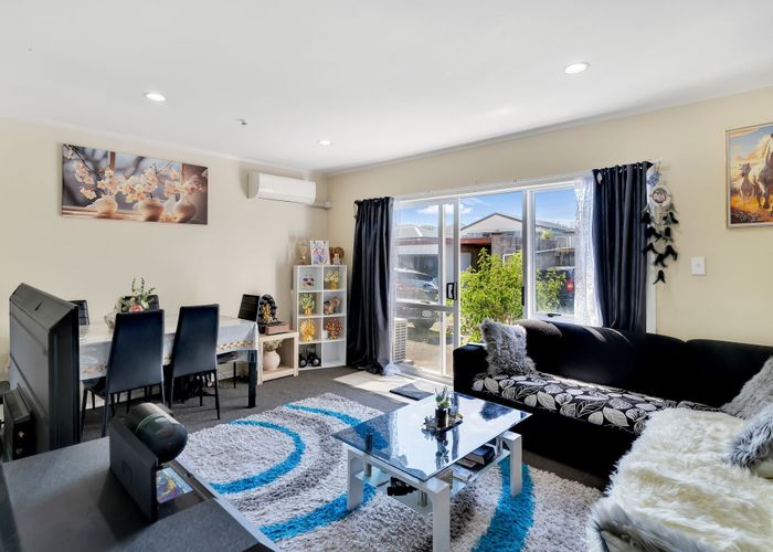  at 4/30 Park Avenue, Papatoetoe, Manukau City, Auckland