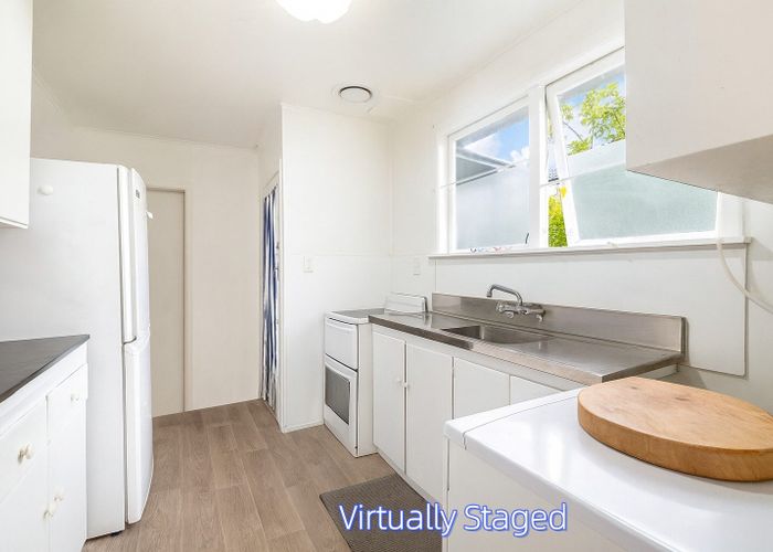  at 522 Beach Road, Murrays Bay, North Shore City, Auckland