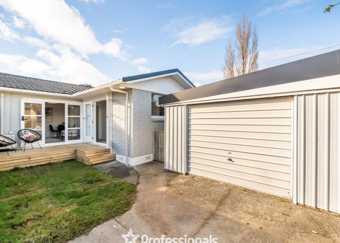  at 9 Elizabeth Avenue, Heretaunga, Upper Hutt