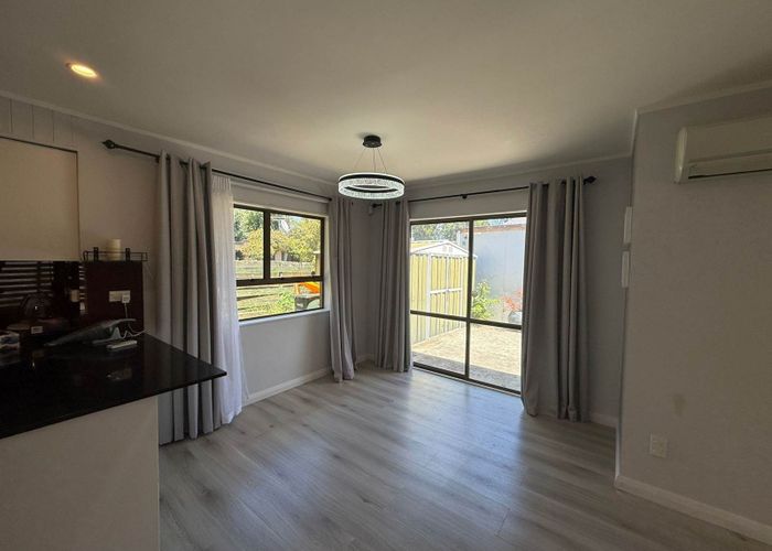  at 2/354 Great South Road, Opaheke, Papakura, Auckland