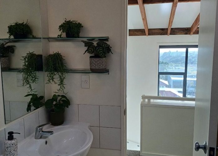  at 2L/12 Charles Street, Mount Eden, Auckland City, Auckland