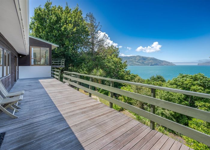  at 8 Whareora Terrace, Wainui
