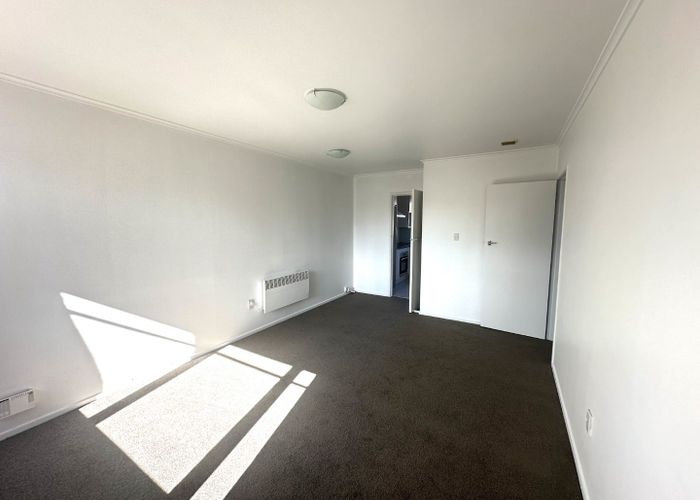  at 1/288 Rosebank Road, Avondale, Auckland City, Auckland