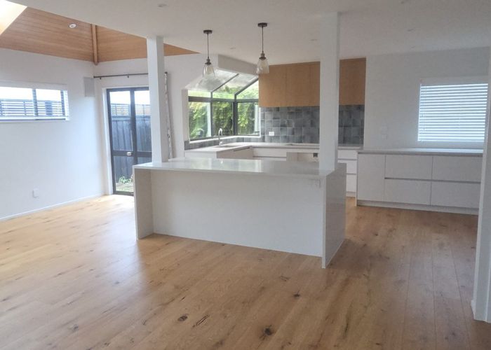  at Northcote, North Shore City, Auckland