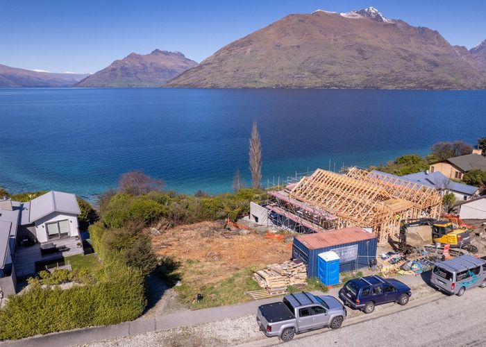  at 64 Cedar Drive, Kelvin Heights, Queenstown