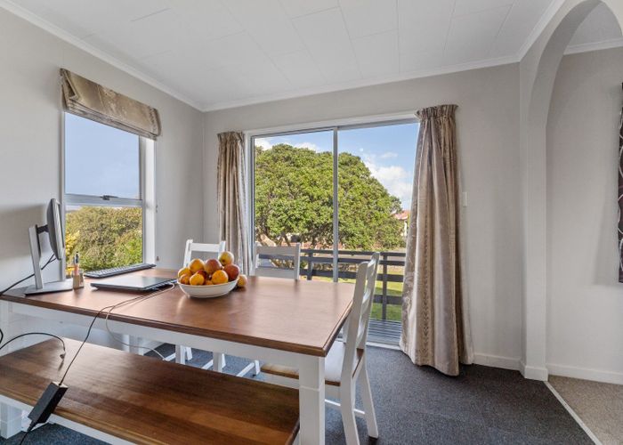  at 6 Yates Street, Otaki Beach, Otaki