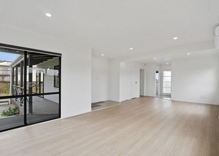  at 46 Peverill Crescent, Papatoetoe, Auckland