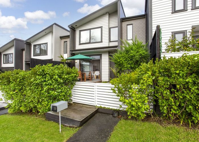  at 19 Galbraith Greens, Millwater, Rodney, Auckland