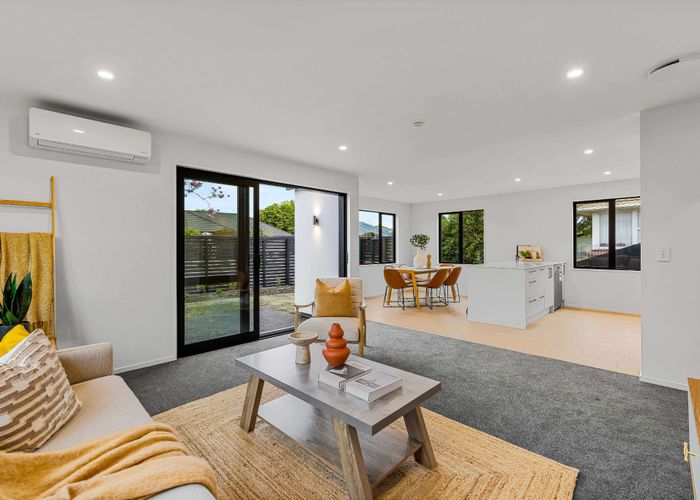  at 1/10 Farquhars Road, Redwood, Christchurch City, Canterbury