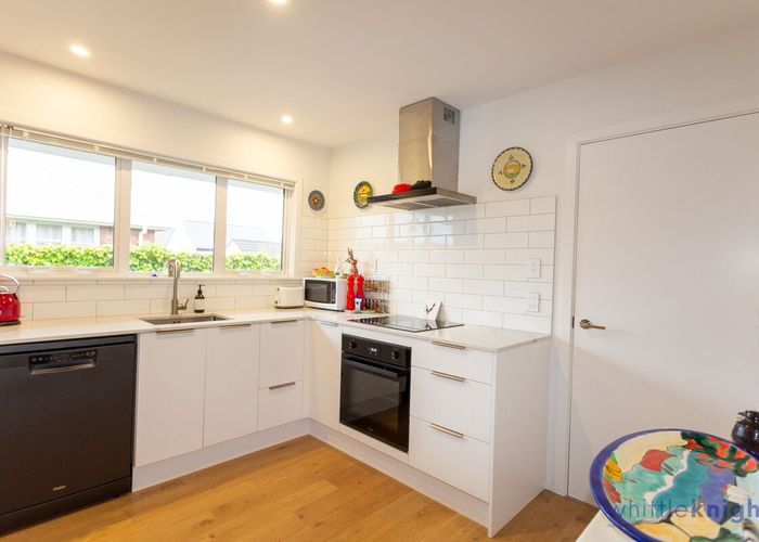  at 1/75 Garreg Road, Bryndwr, Christchurch