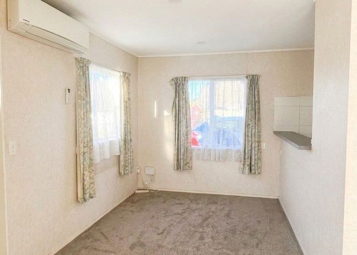  at 1/43 Holly Street, Avondale, Auckland City, Auckland