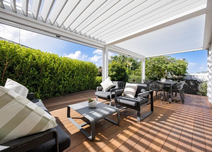  at 14 Oliver Street, Point Chevalier, Auckland City, Auckland