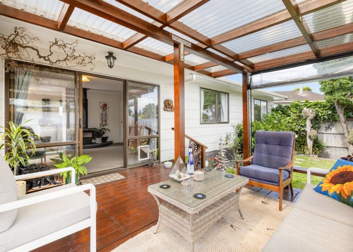  at 6 Pokapu Place, Bethlehem, Tauranga