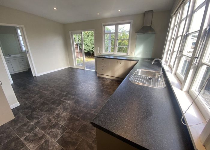  at 8 Owen Street, Belmont, Lower Hutt, Wellington