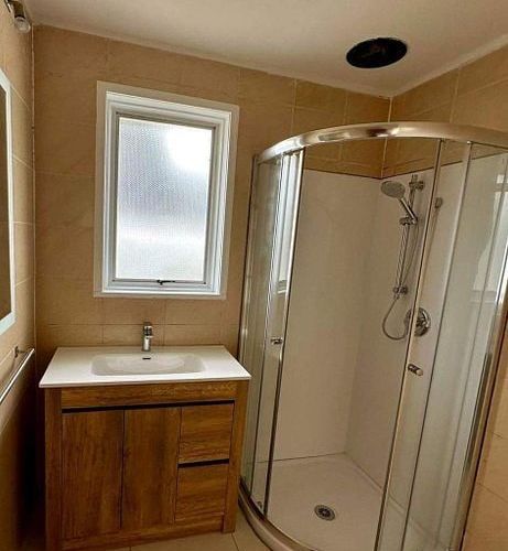  at 36 Normanton Street, Glenfield, Auckland