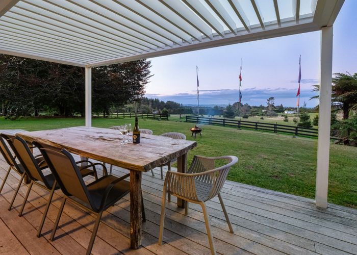  at 1080 Omanawa Road, Tauranga