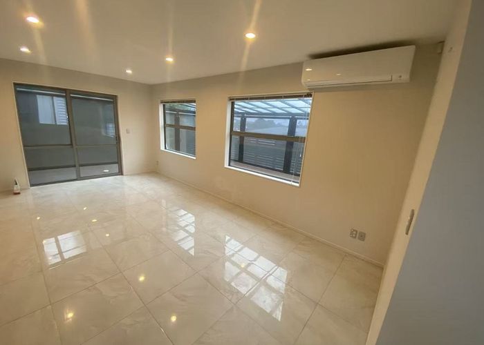  at 27 Matipo Road, Te Atatu Peninsula, Waitakere City, Auckland