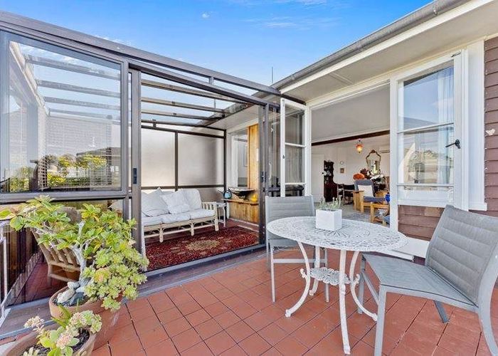  at 99 Sylvan Avenue, Northcote, Auckland