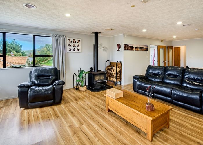  at 12 Cullen Place, Tawa, Wellington, Wellington