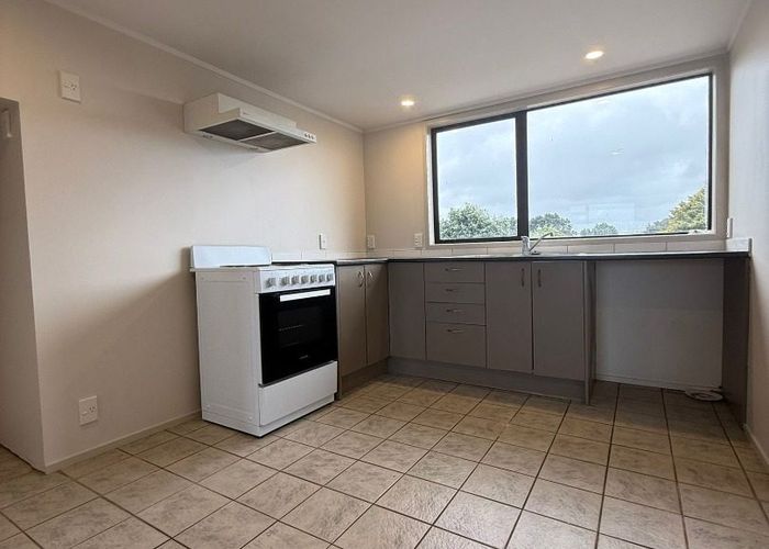  at 2/21A Crawford Avenue, Mangere Bridge, Manukau City, Auckland