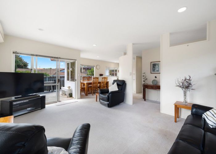  at 2/138 Whitford Road, Somerville, Auckland