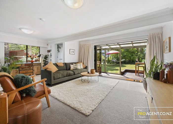  at 7 Minnehaha Avenue, Titirangi, Auckland