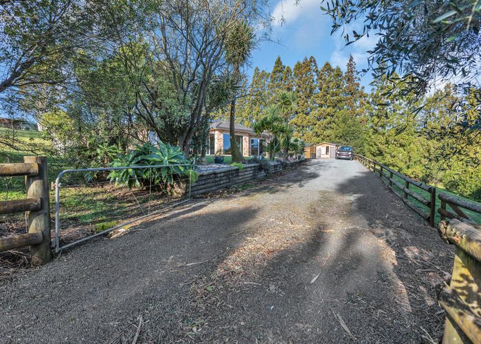  at 17 Apotu Park Lane, Kamo