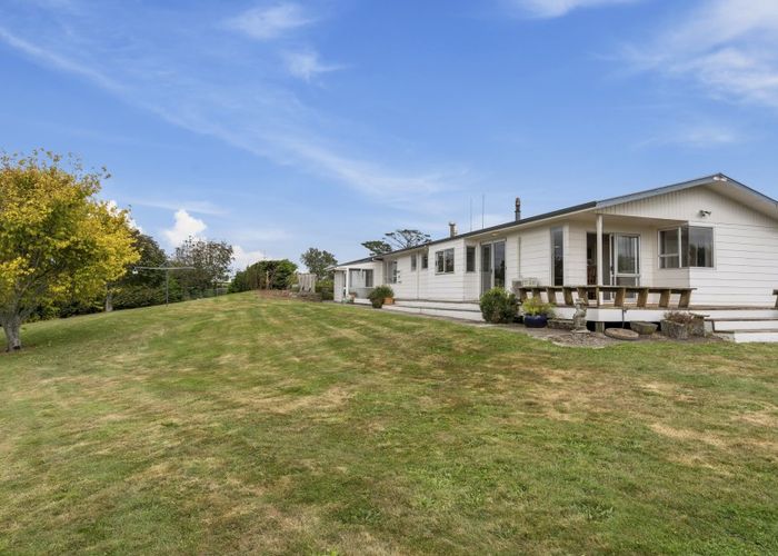  at 975 Junction Road, Egmont Village, New Plymouth