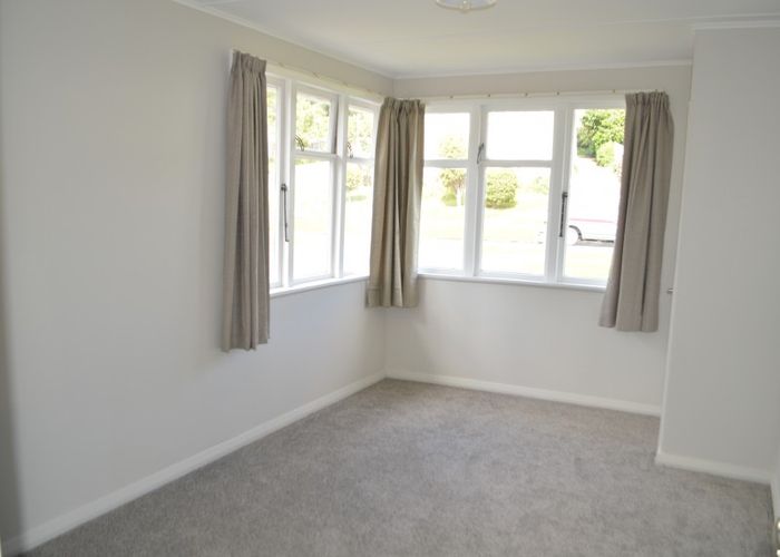  at 4 Muturangi Grove, Elsdon, Porirua