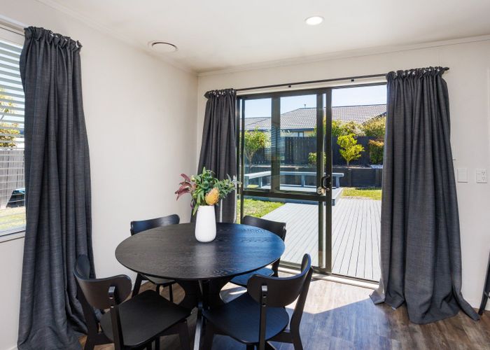  at 92 Parnell Heights Drive, Kelvin Grove, Palmerston North, Manawatu / Whanganui