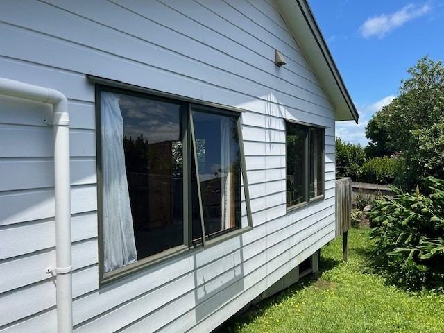  at 48A Blakeborough Drive, Forrest Hill, North Shore City, Auckland