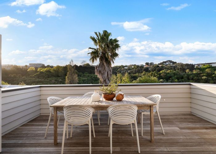  at 148 Bassett Road, Remuera, Auckland City, Auckland