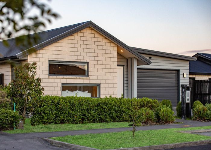  at 8 Probert Crescent, Chartwell, Hamilton, Waikato