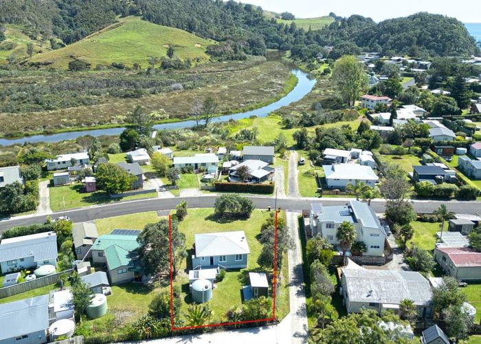  at 35 Marlin Place, Whiritoa, Waihi