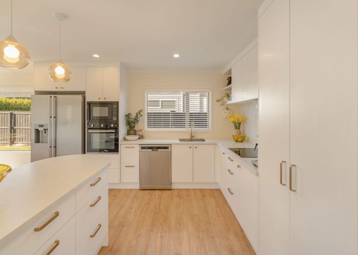  at 53 Woodhurst Drive, Casebrook, Christchurch