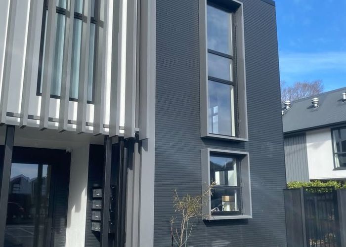  at 11/260 Kilmore Street, City Centre, Christchurch City, Canterbury