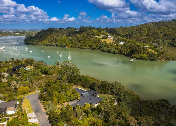  at 20 Oscar Road, Greenhithe, North Shore City, Auckland